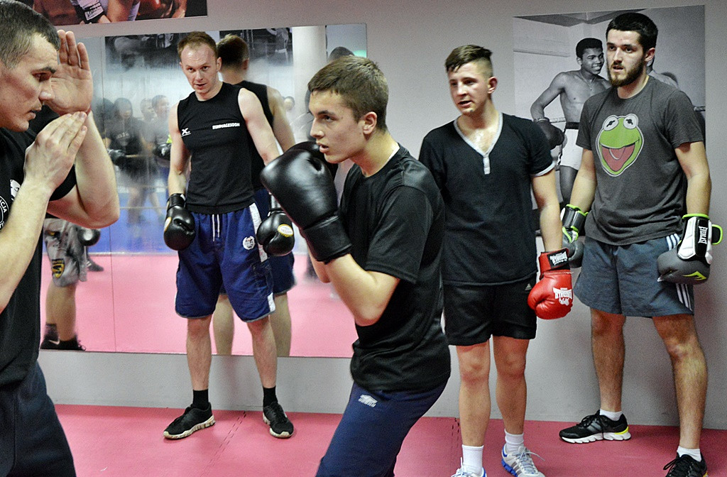 Znany polski bokser w roli trenera w M&J KO Boxing Płońsk [FOTO]
