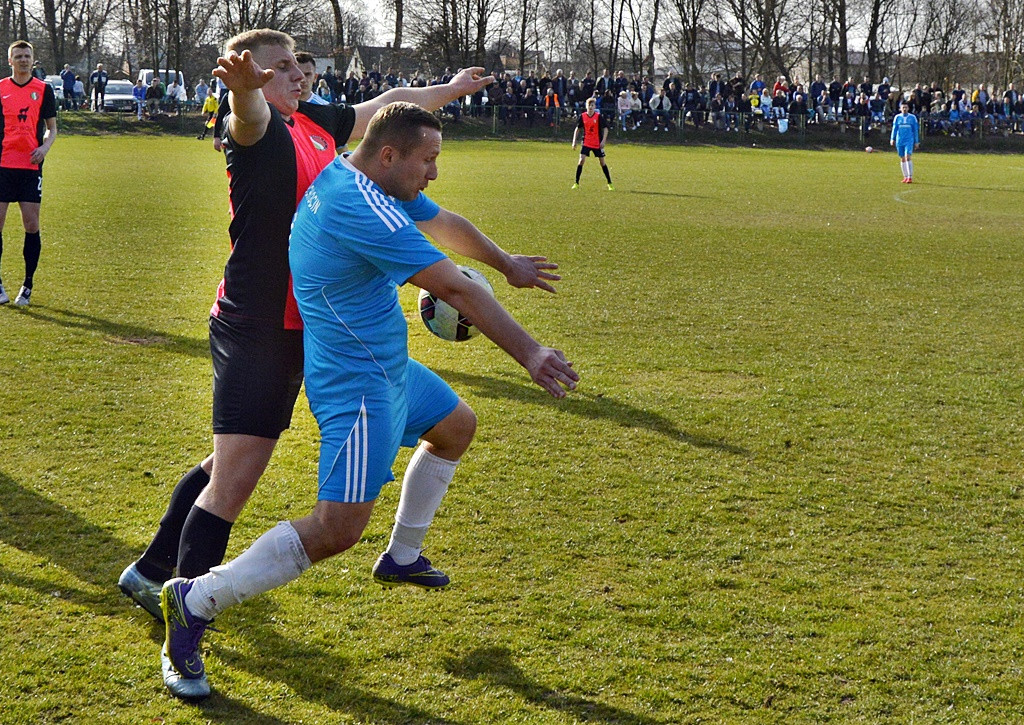Co to był za mecz! Fantastyczne derby powiatu w Nowym Mieście [FOTO]