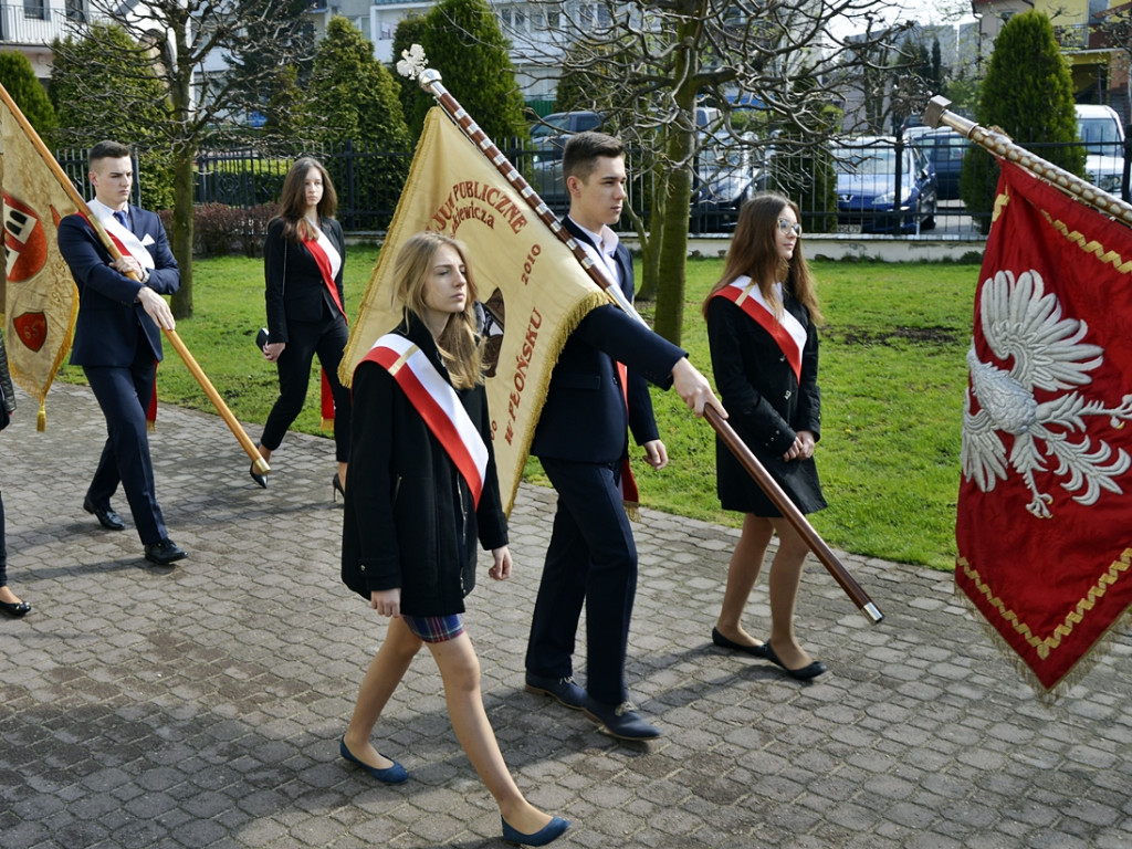Płońszczanie dziękowali za chrzest w obecności abp Tomasza Pety [FOTO]