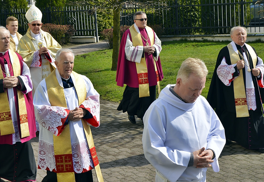 Płońszczanie dziękowali za chrzest w obecności abp Tomasza Pety [FOTO]