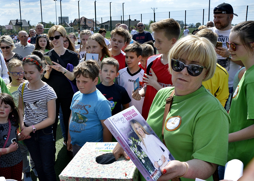 Dobrzy ludzie solidarnie podają pomocną dłoń Leonkowi [FOTO]