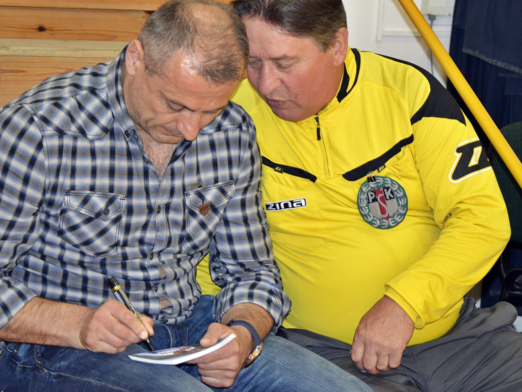 Świerczewski wręczał medale, Iwan gratulował. Futsal świętuje halowy tytuł [FOTO]