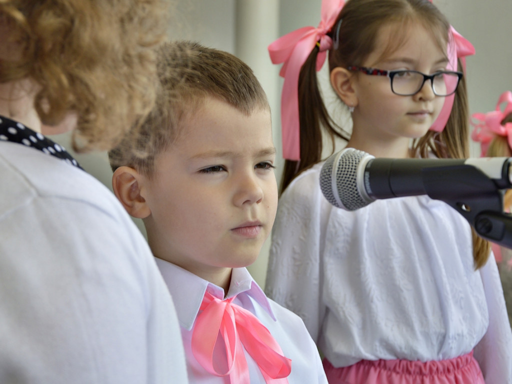 Ze świątyni na stadion i do teatru. Przegranych nie było... [FOTO]