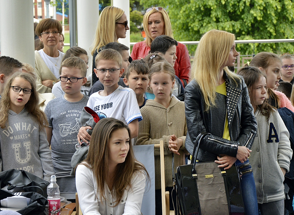 Ze świątyni na stadion i do teatru. Przegranych nie było... [FOTO]