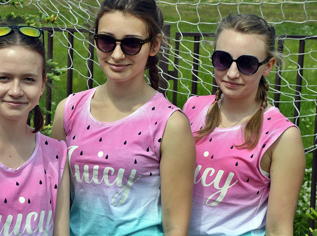 Ze świątyni na stadion i do teatru. Przegranych nie było... [FOTO]