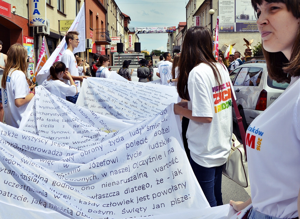 Marsz dla Życia i Rodziny w Płońsku [FOTO]