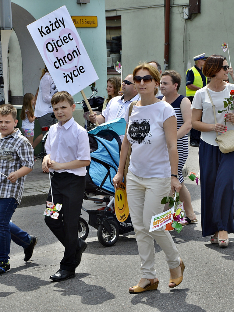 Marsz dla Życia i Rodziny w Płońsku [FOTO]
