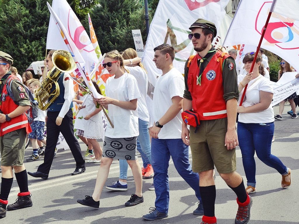 Marsz dla Życia i Rodziny w Płońsku [FOTO]