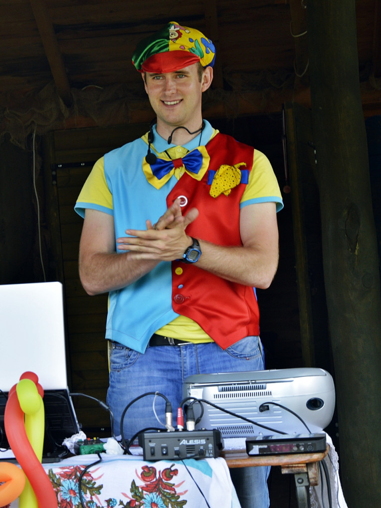 Dzieci świetnie bawiły się nad Wkrą! [FOTO]