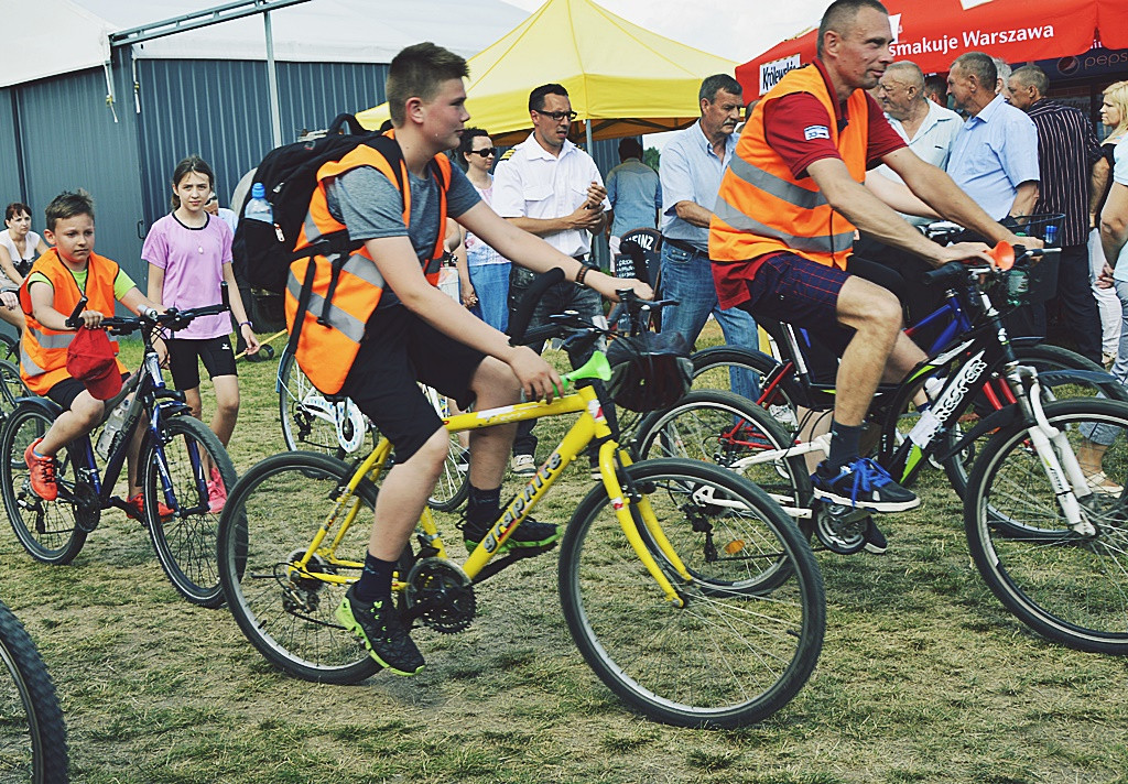 Mamy nowego lidera turystyki! Na powiatowych trasach ponad 200 wycieczkowiczów [FOTO]