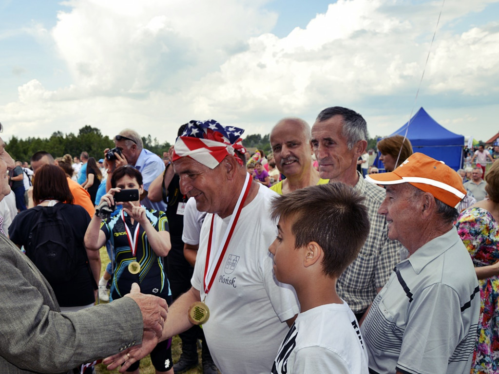 Mamy nowego lidera turystyki! Na powiatowych trasach ponad 200 wycieczkowiczów [FOTO]