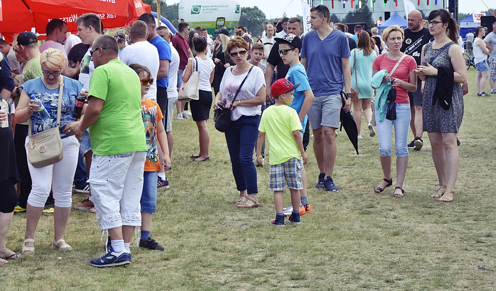 Udane lądowanie w Milewie mimo ciemnych chmur [FOTO]