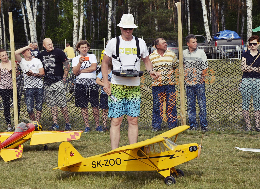 Udane lądowanie w Milewie mimo ciemnych chmur [FOTO]