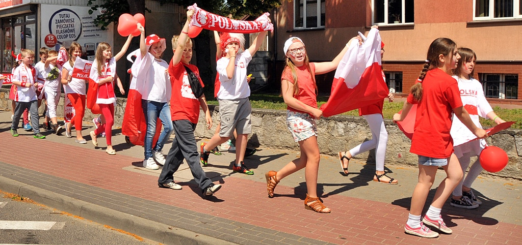 W płońskiej podstawówce biało-czerwono. Polska do boju, Polska!