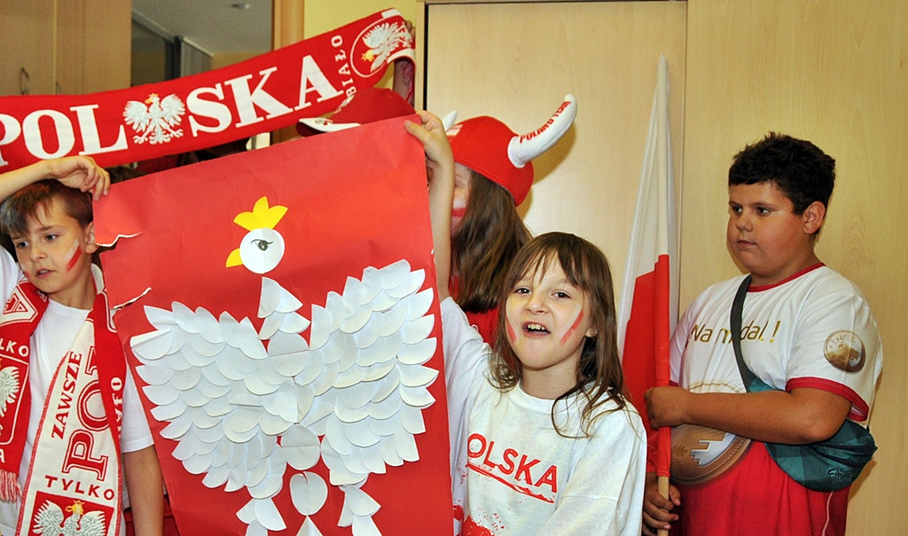 W płońskiej podstawówce biało-czerwono. Polska do boju, Polska!