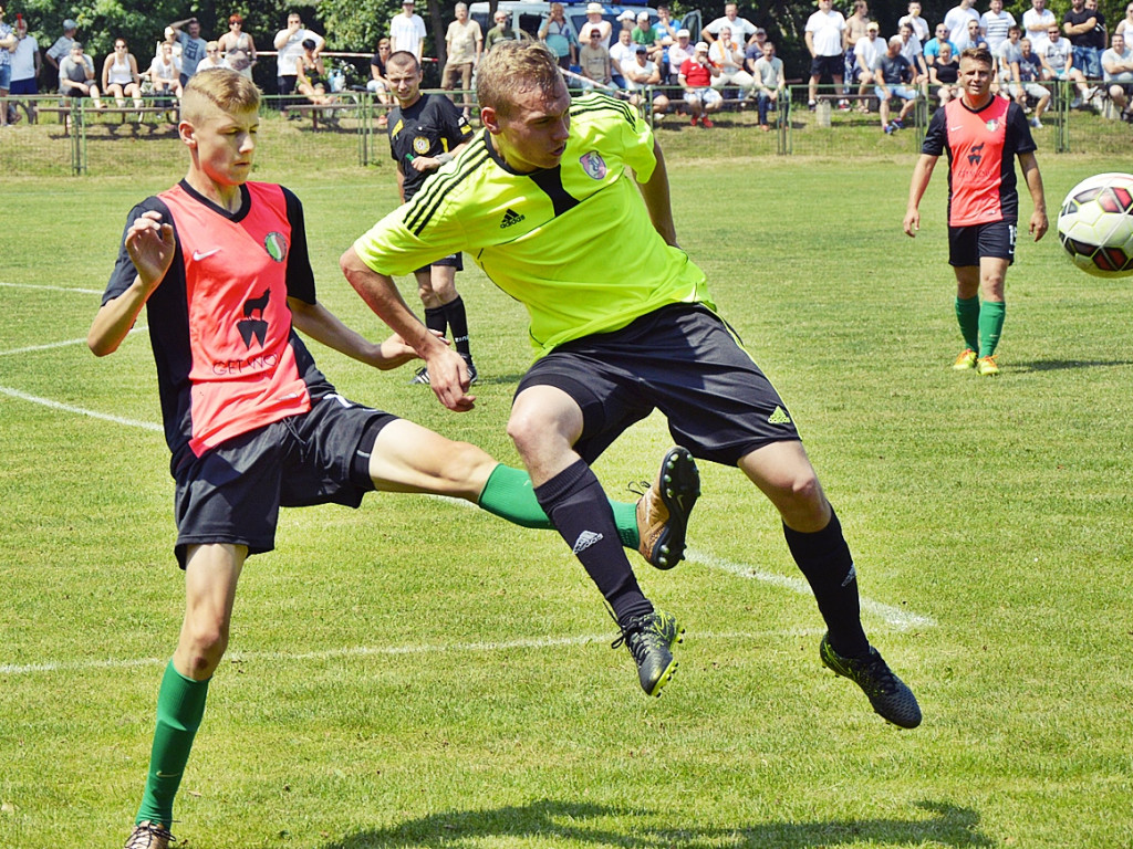 Wody! Barażowy pojedynek w samo południe. Unia z pokaźną zaliczką. Sona traciła nie tylko gole [FOTO]