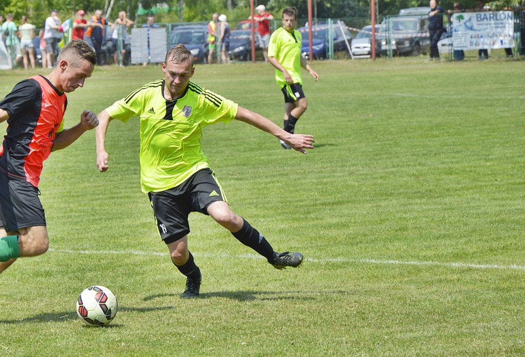 Wody! Barażowy pojedynek w samo południe. Unia z pokaźną zaliczką. Sona traciła nie tylko gole [FOTO]
