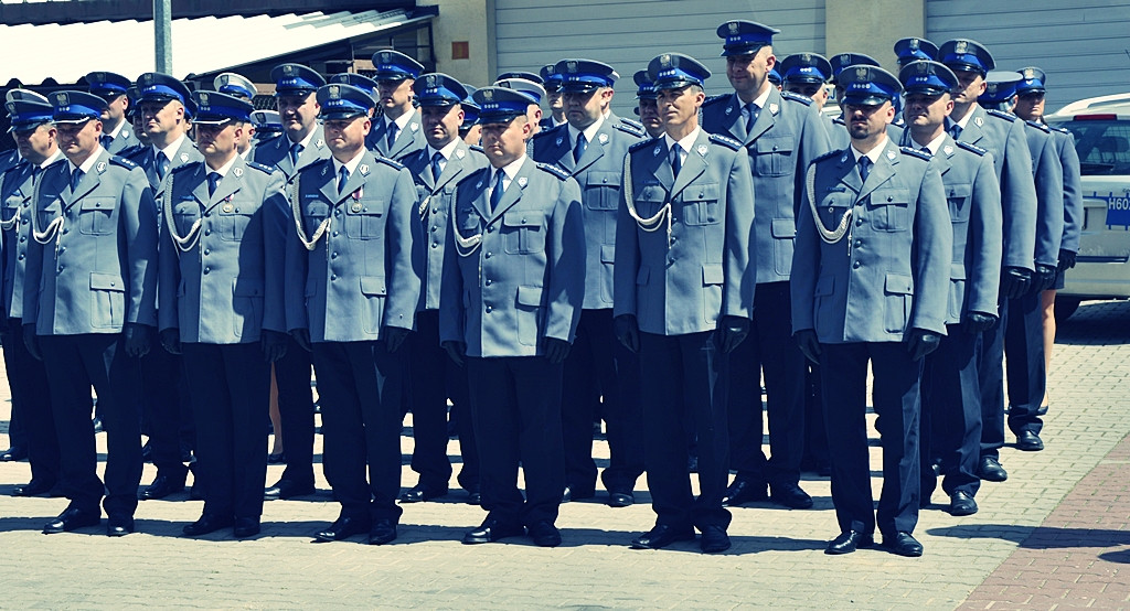 Świętują policjanci. - Nie możemy zawieść mieszkańców - mówi komendant Brzozowski [FOTO]