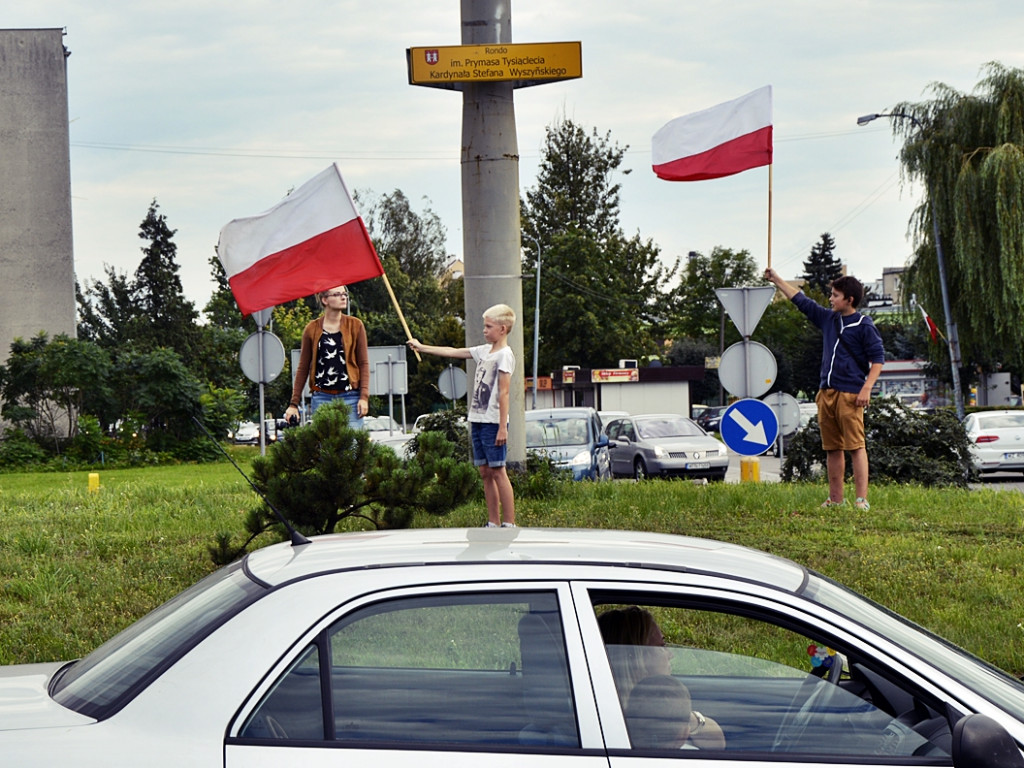 Pamiętamy i będziemy pamiętać! Punkt 17 zamarł ruch przy płońskim rondzie [FOTO]