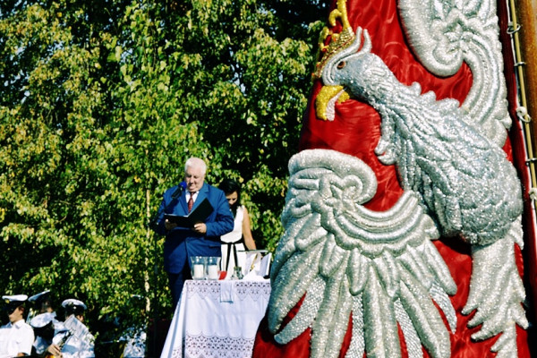 Odszukać tożsamość w lokalnej historii... Obchody 96. rocznicy Bitwy pod Arcelinem [FOTO]
