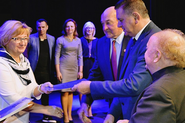 Dzień Nauczyciela w wydaniu miejskim i powiatowym [FOTO]