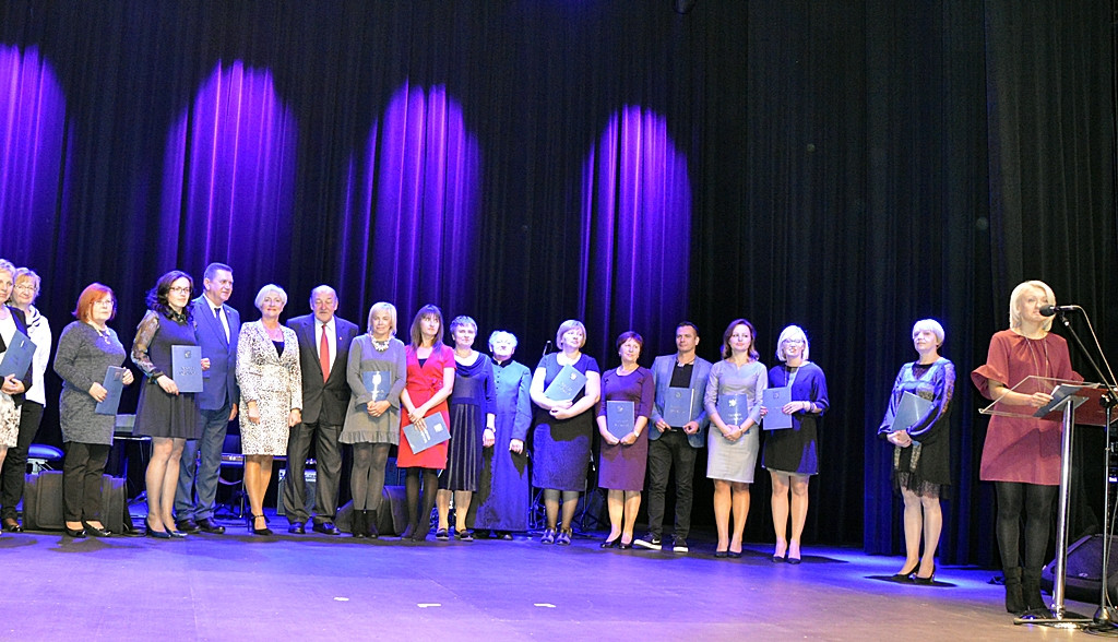 Dzień Nauczyciela w wydaniu miejskim i powiatowym [FOTO]