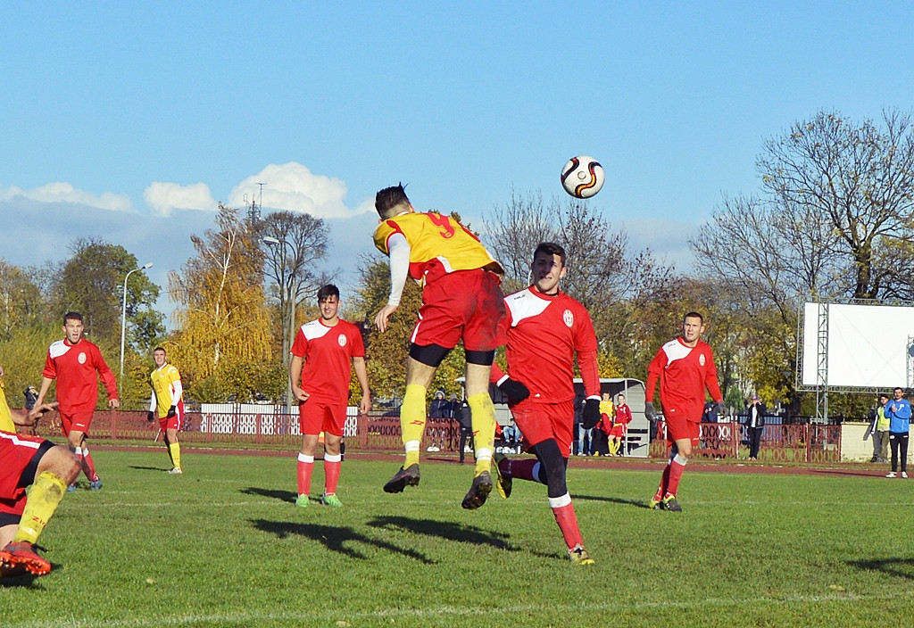 Orzeł wzbił się ponad PAF. Katastrofalna dyspozycja naszej linii obrony
