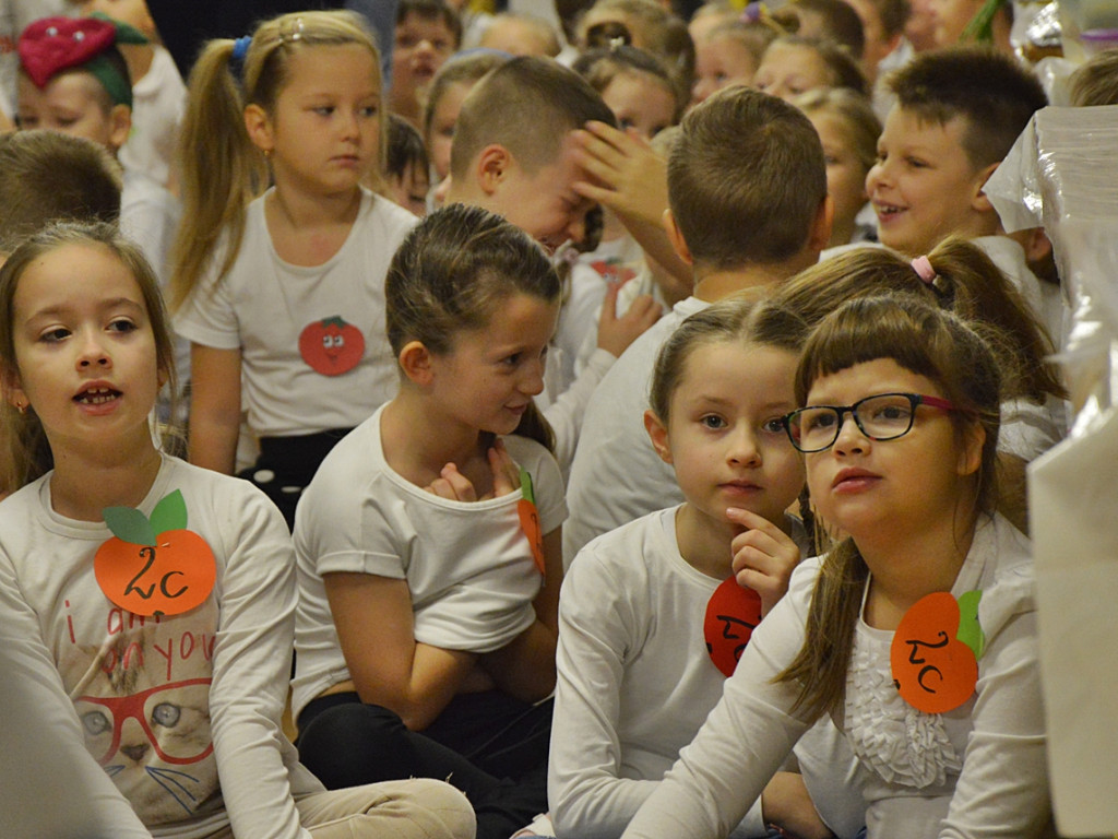 Mają tę moc! Śniadaniowa akcja dla dzieci w ,,małej dwójce? [FOTO]