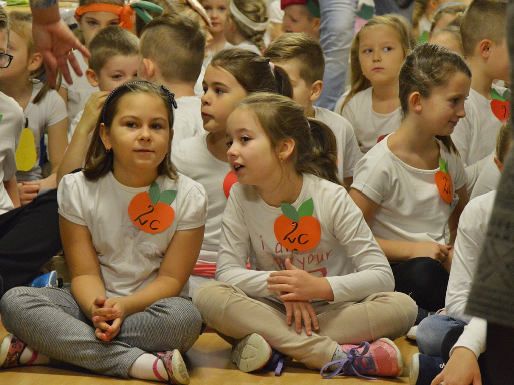 Mają tę moc! Śniadaniowa akcja dla dzieci w ,,małej dwójce? [FOTO]