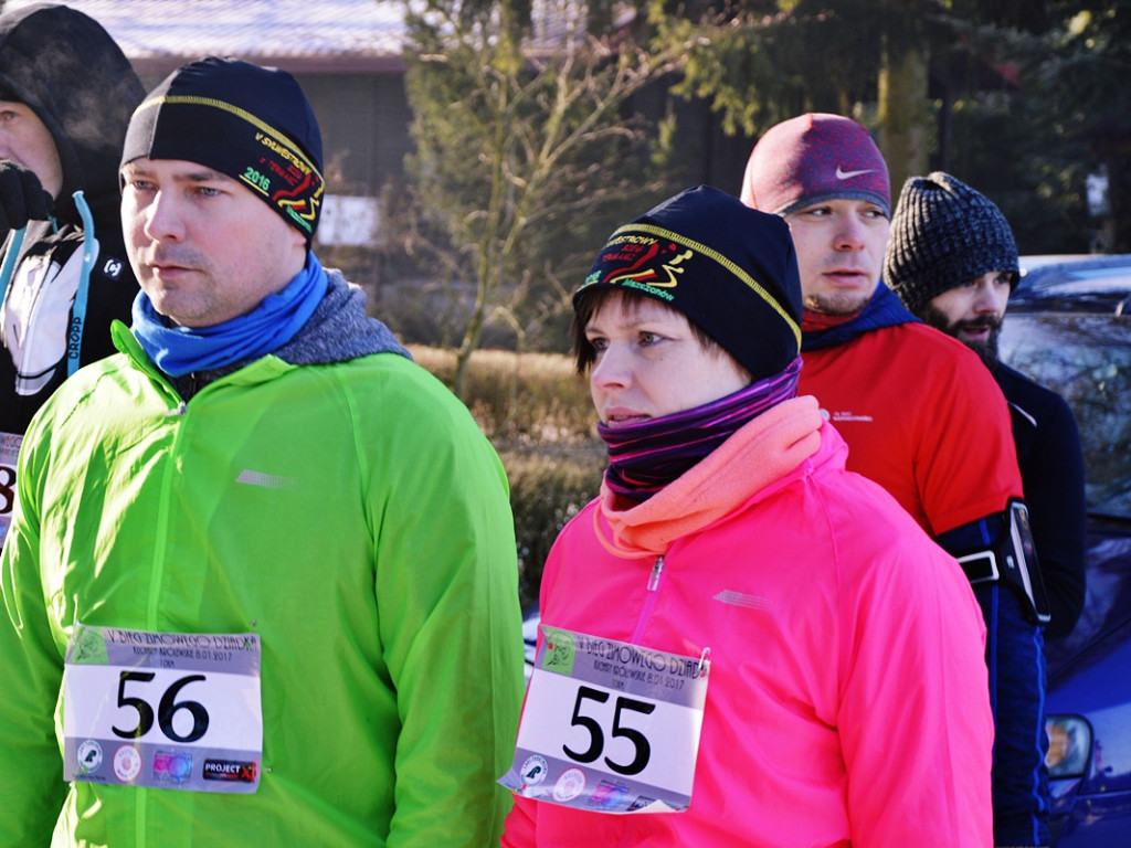 Zimowy Dziadek zaprasza. Udana inauguracja biegowych startów w nowym roku [FOTORELACJA]
