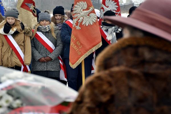 Pochylone głowy na czas wspomnień o bestialskiej zbrodni na naszych rodakach [FOTORELACJA]