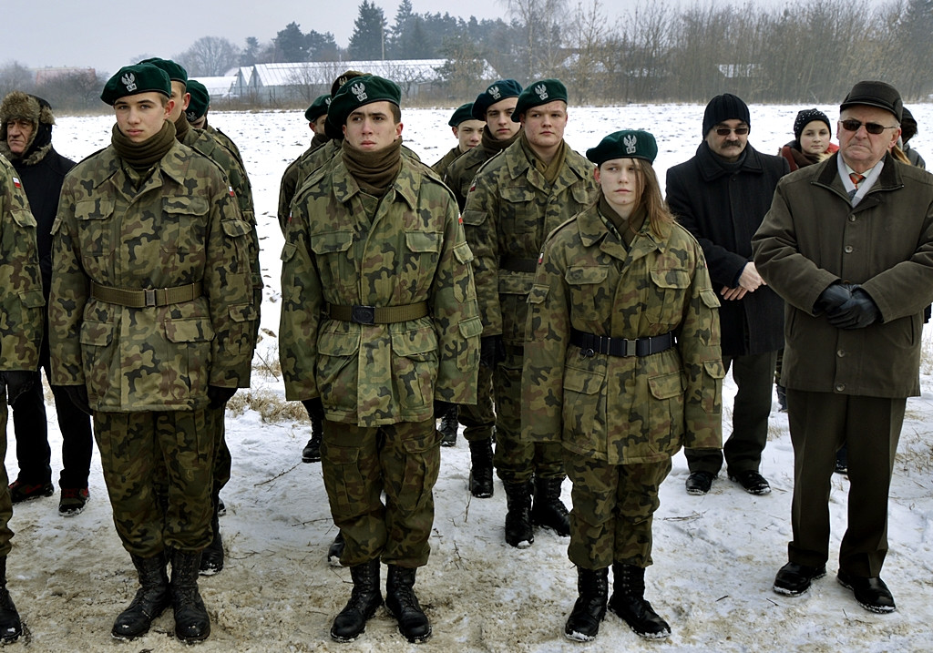 Pochylone głowy na czas wspomnień o bestialskiej zbrodni na naszych rodakach [FOTORELACJA]