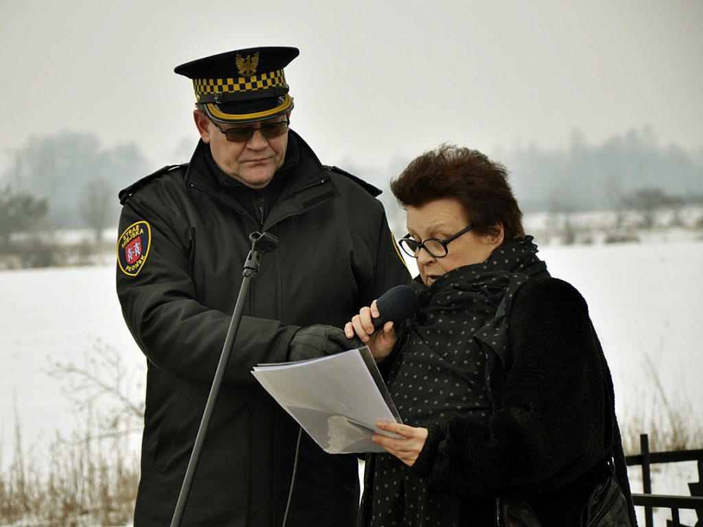 Pochylone głowy na czas wspomnień o bestialskiej zbrodni na naszych rodakach [FOTORELACJA]