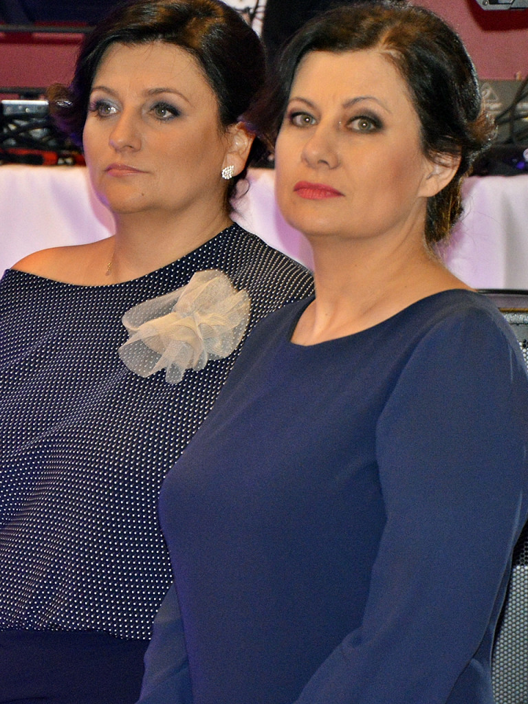 Poloneza czas zacząć?! Studniówka maturzystów od Staszica [FOTO]