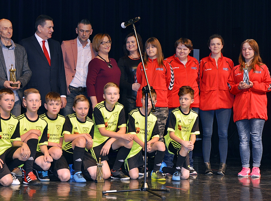 Szczęśliwa trzynastka. Wyróżnienia za zasługi dla Płońska przyznane [FOTORELACJA]