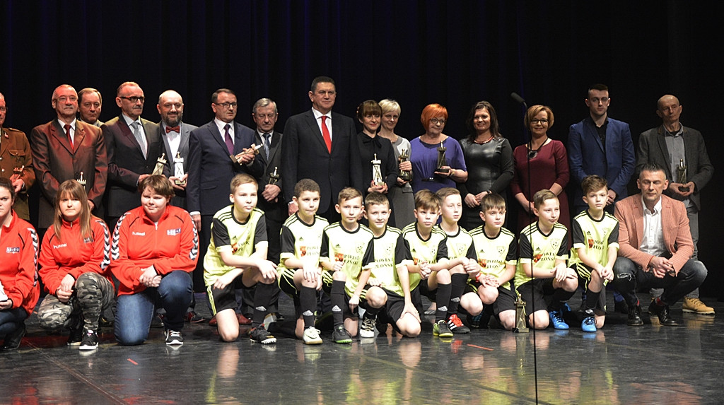 Szczęśliwa trzynastka. Wyróżnienia za zasługi dla Płońska przyznane [FOTORELACJA]