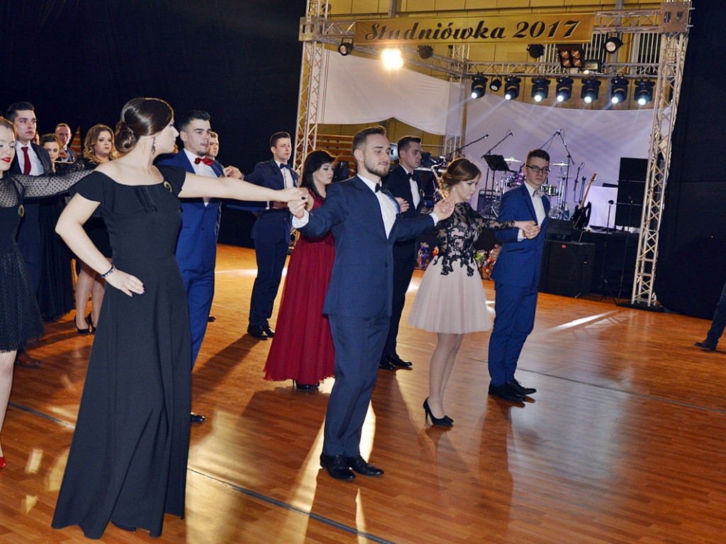 W ten niepowtarzalny wieczór liczy się tylko zabawa! [FOTORELACJA]