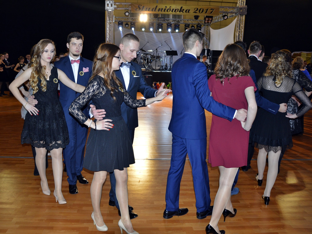 W ten niepowtarzalny wieczór liczy się tylko zabawa! [FOTORELACJA]