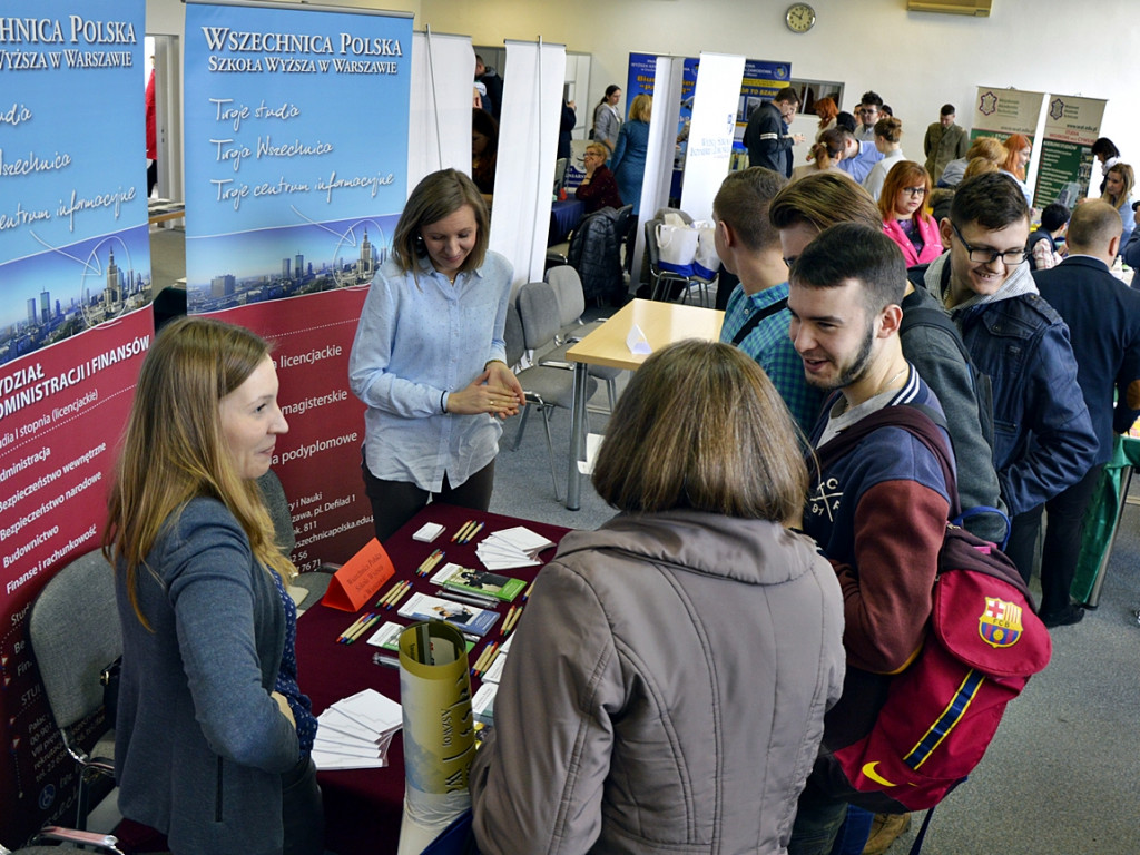 Jaką obrać drogę po szkole średniej? Konsultanci do dyspozycji naszych uczniów [FOTORELACJA]