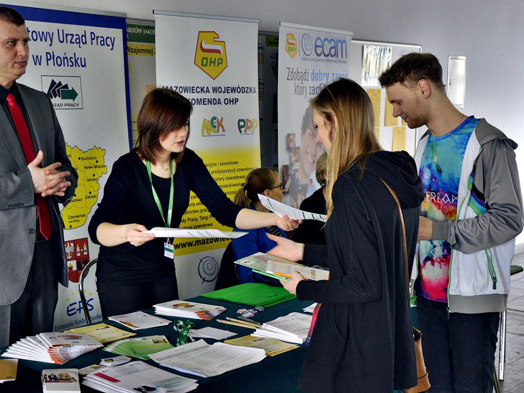 Jaką obrać drogę po szkole średniej? Konsultanci do dyspozycji naszych uczniów [FOTORELACJA]