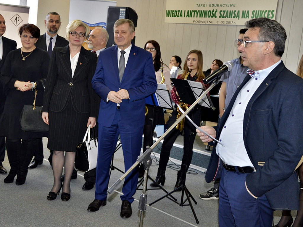 Jaką obrać drogę po szkole średniej? Konsultanci do dyspozycji naszych uczniów [FOTORELACJA]