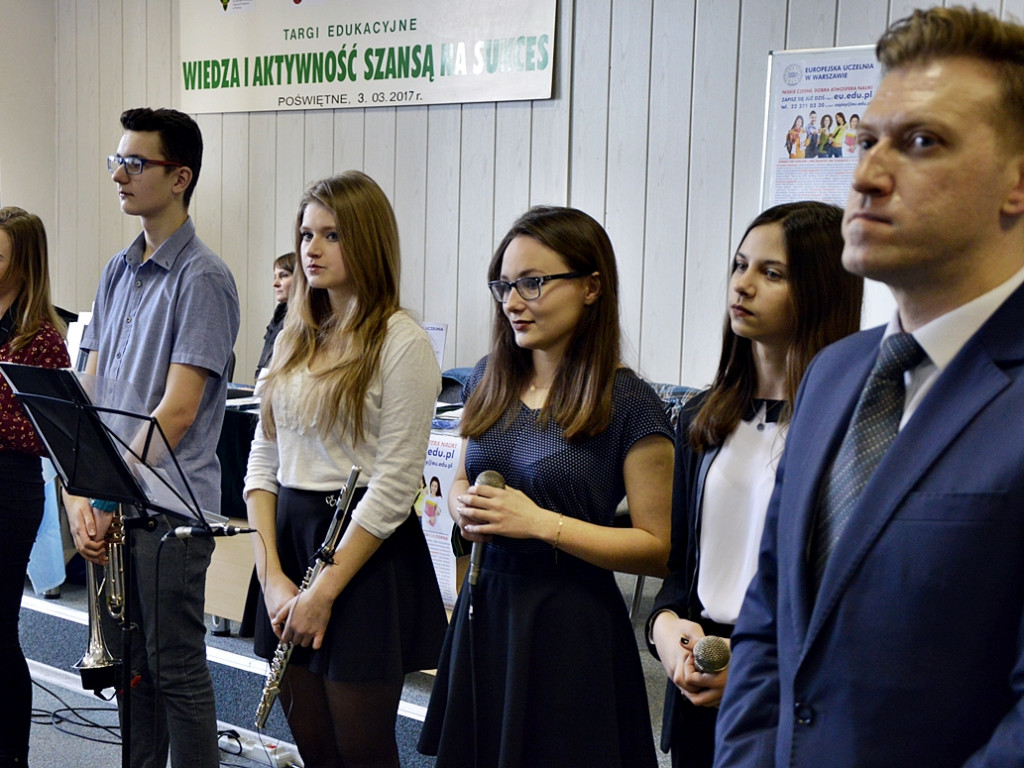 Jaką obrać drogę po szkole średniej? Konsultanci do dyspozycji naszych uczniów [FOTORELACJA]