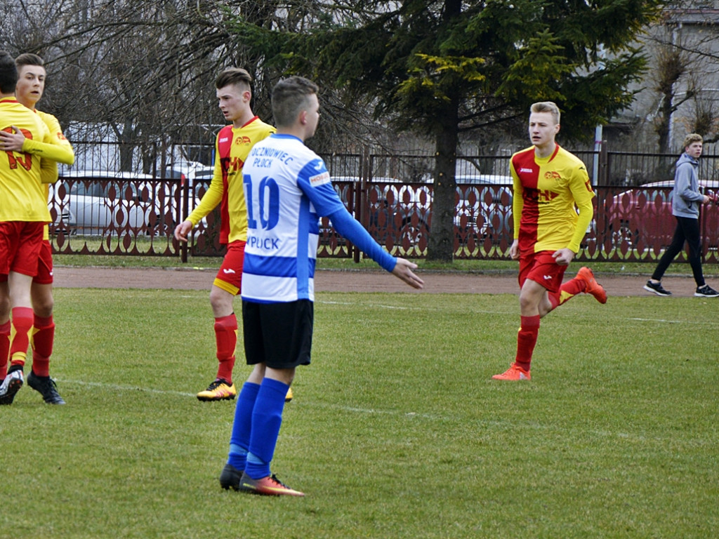 Juniorzy młodsi PAF pewnie ogrywają Stoczniowca [FOTORELACJA]