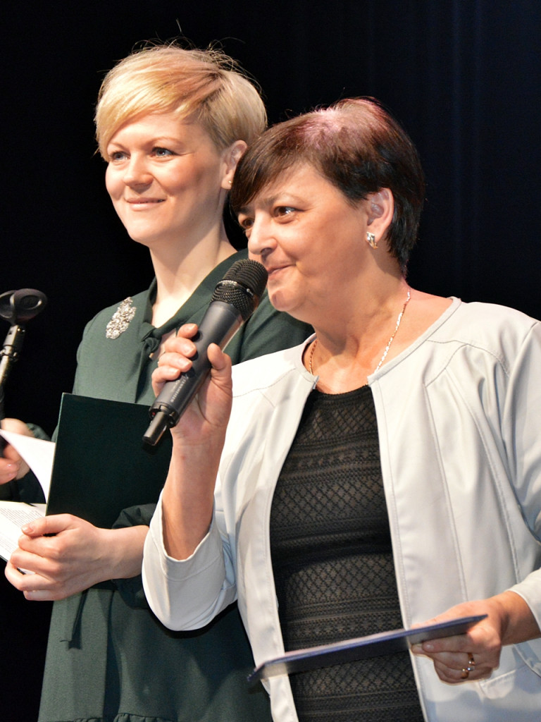 Przedszkolaki poczytają misiowi bajki [FOTO]