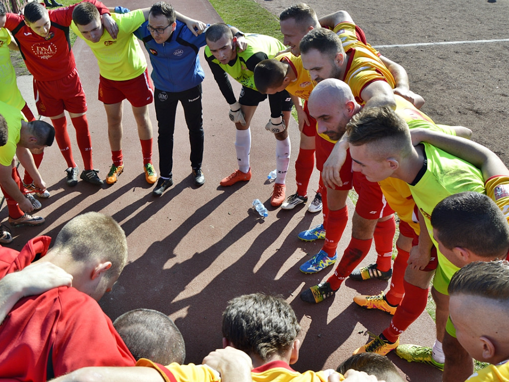 PAF zgodnie z planem. Tłok w czołówce - cztery drużyny biją się o awans [FOTORELACJA]