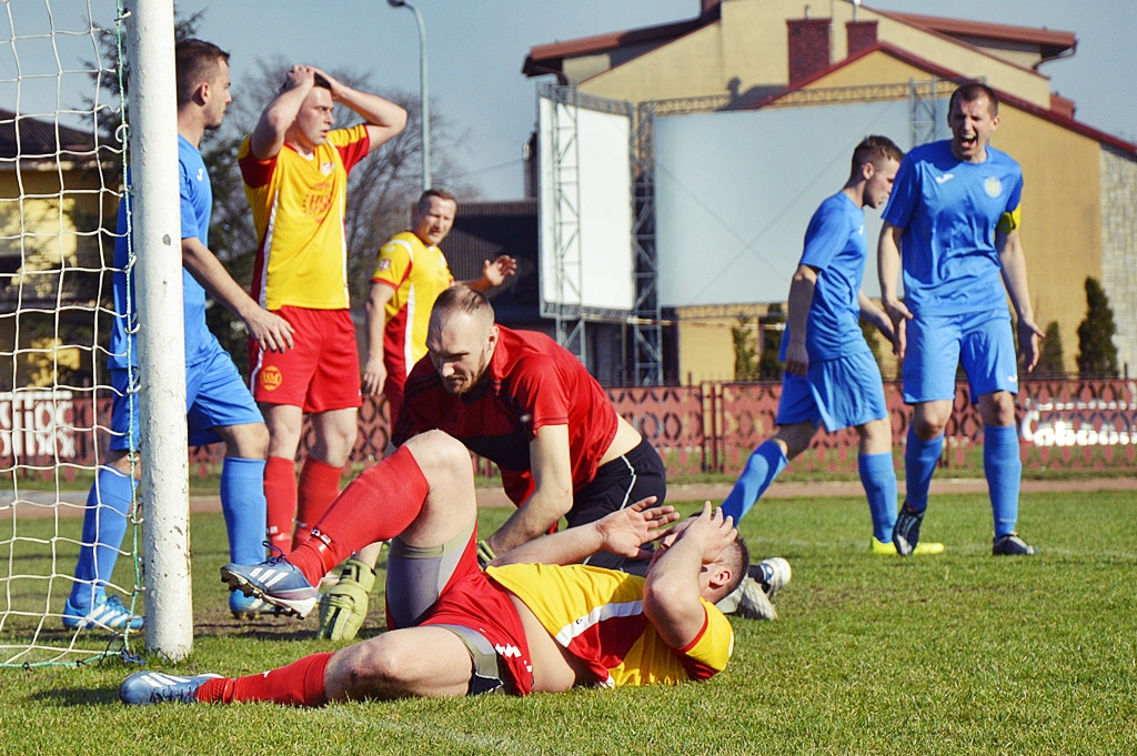 PAF zgodnie z planem. Tłok w czołówce - cztery drużyny biją się o awans [FOTORELACJA]