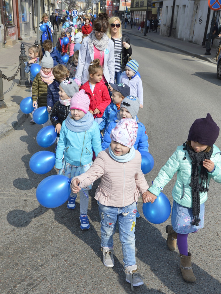 Płońsk w niebieskich barwach [FOTORELACJA]