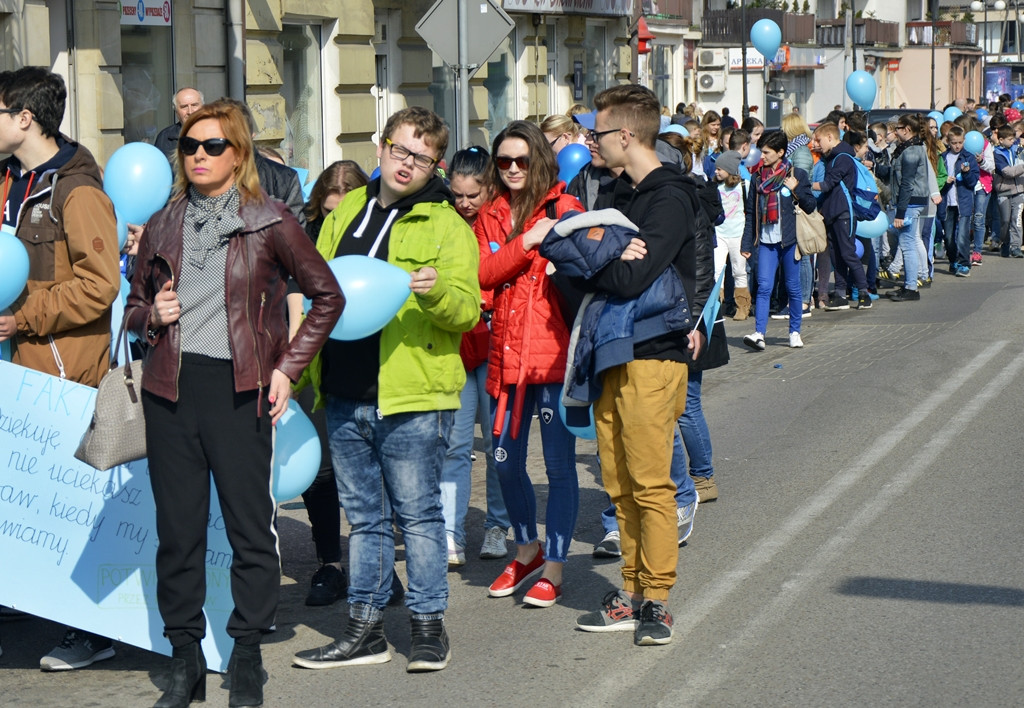 Płońsk w niebieskich barwach [FOTORELACJA]