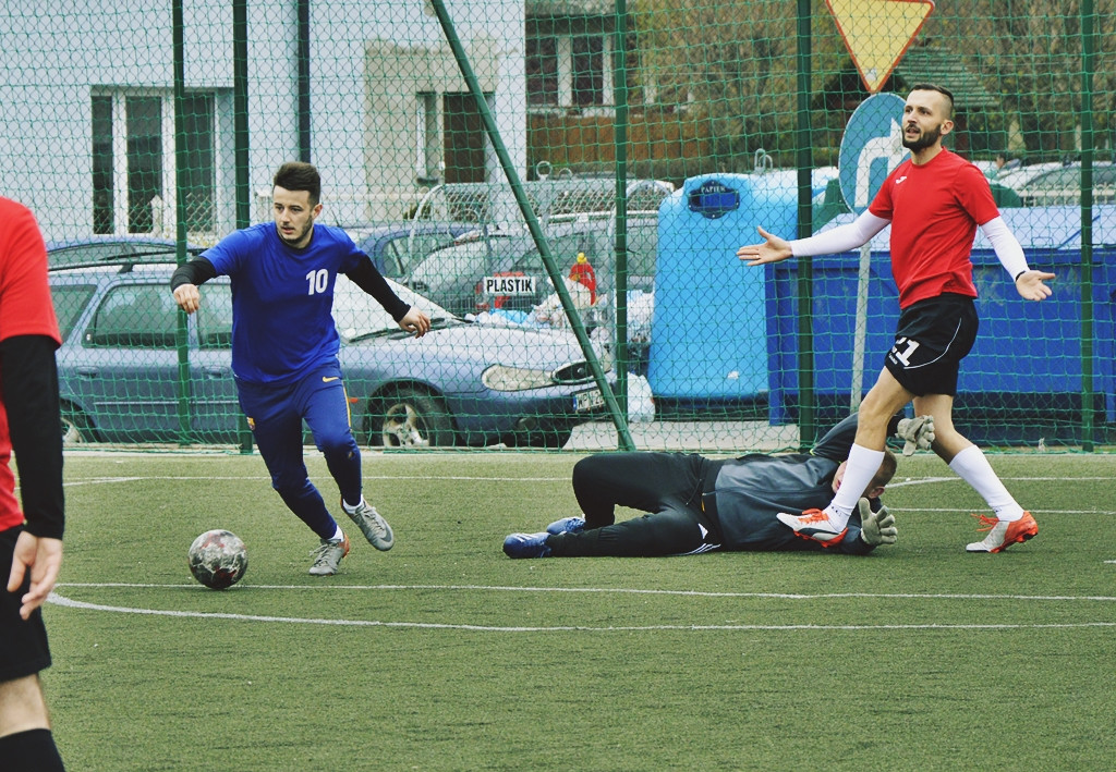 Ćwierćfinaliści w komplecie. W sobotę faza pucharowa [FOTORELACJA]