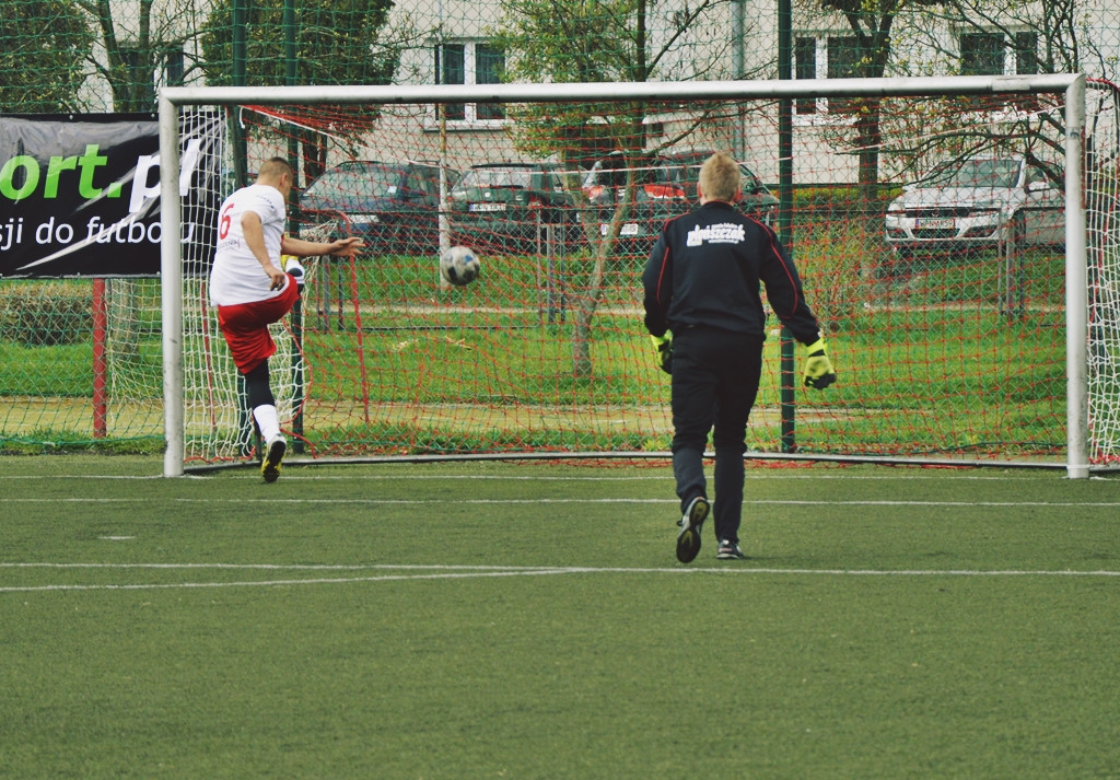Obroniony karny i wybuch radości piłkarzy INEX-u [FOTORELACJA]